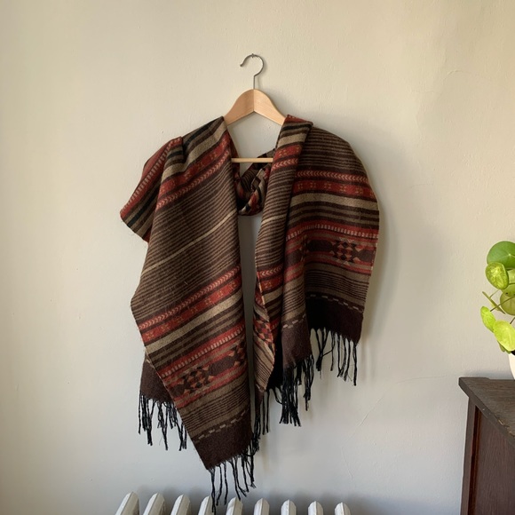 Scarf - Picture 1 of 2